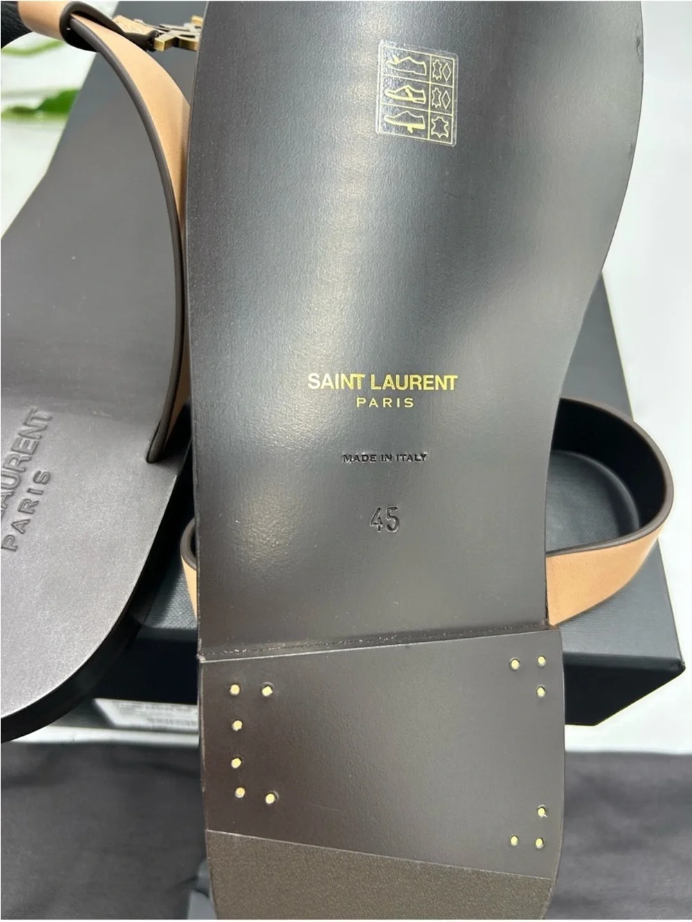 Men’s Saint Laurent CASSANDRE thong YSL sandal size 45 made in Italy